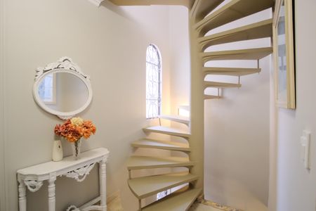 Casa à venda com 250m², 3 quartos e sem vagaHall dos quartos