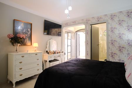 Casa à venda com 250m², 3 quartos e sem vagaSuíte