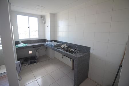Apartamento para alugar com 77m², 2 quartos e 1 vagaCozinha e Área de Serviço