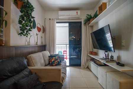 Apartamento à venda com 68m², 3 quartos e 1 vaga Apartamento à venda com 68m², 3 quartos e 1 vagaSala