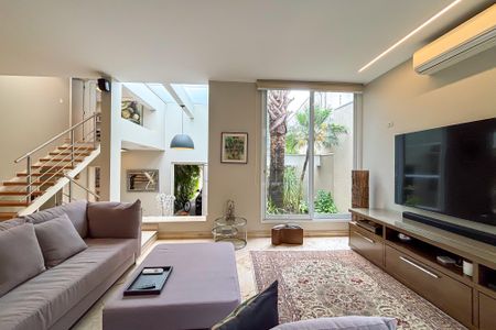 Casa à venda com 3 quartos, 450m² em Sumaré, São Paulo