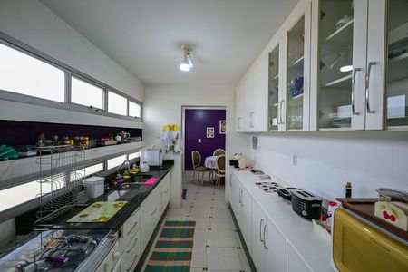 Apartamento para alugar com 142m², 3 quartos e 2 vagasCozinha