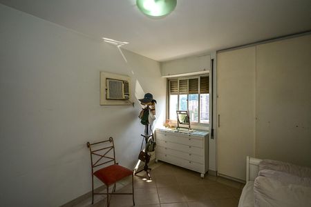 Apartamento para alugar com 142m², 3 quartos e 2 vagasQuarto 2