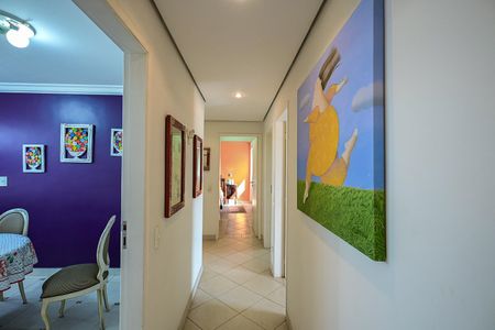 Corredor de apartamento à venda com 3 quartos, 142m² em Vila Andrade, São Paulo