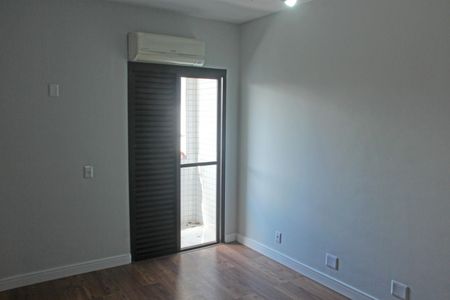 Apartamento para alugar com 200m², 3 quartos e 1 vaga Apartamento para alugar com 200m², 3 quartos e 1 vagaSuite