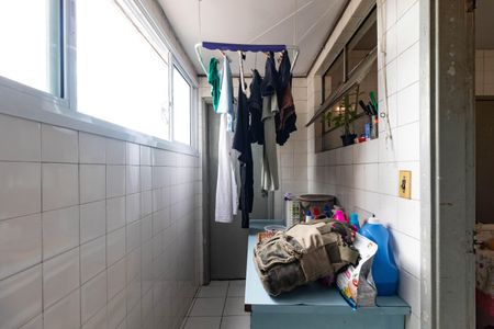 Apartamento à venda com 170m², 3 quartos e 1 vaga Apartamento à venda com 170m², 3 quartos e 1 vagaÁrea de Serviço