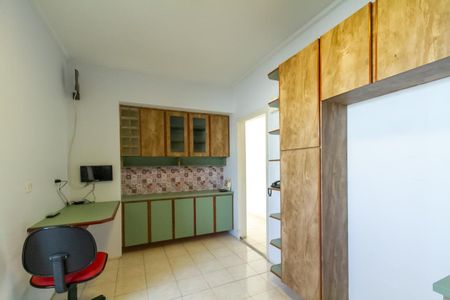 Apartamento à venda com 74m², 2 quartos e 1 vagaCozinha