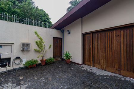 Casa à venda com 339m², 5 quartos e 1 vagaGaragem