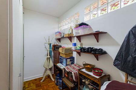 Casa à venda com 339m², 5 quartos e 1 vagaQuarto de Serviço