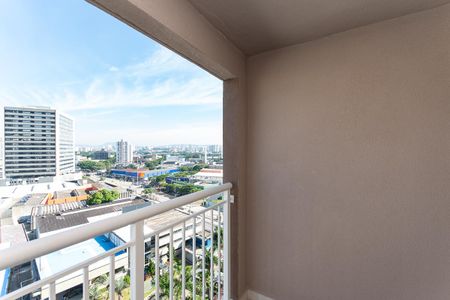 Varanda de apartamento para alugar com 2 quartos, 36m² em Parque Industrial Tomas Edson, São Paulo
