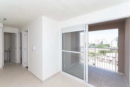 Sala de apartamento para alugar com 2 quartos, 36m² em Parque Industrial Tomas Edson, São Paulo
