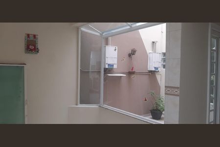 Casa à venda com 240m², 4 quartos e 4 vagasCozinha