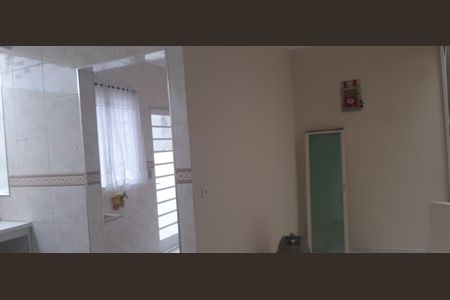 Casa à venda com 240m², 4 quartos e 4 vagasCozinha