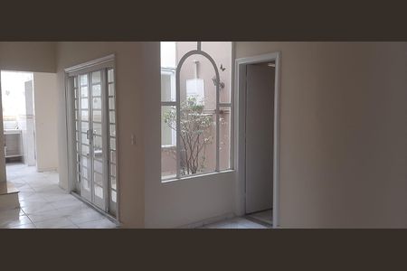 Casa à venda com 240m², 4 quartos e 4 vagasÁrea externa