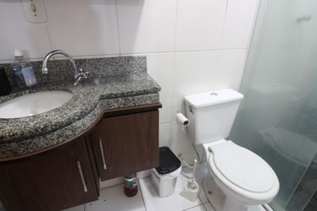 Casa de condomínio à venda com 64m², 2 quartos e 1 vagaBanheiro