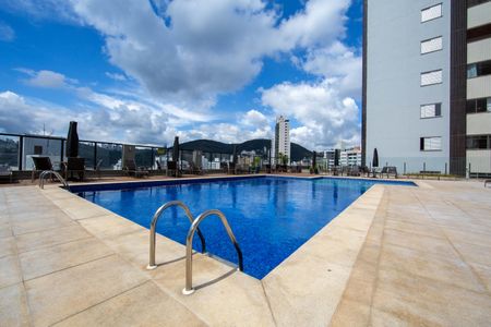 Apartamento à venda com 85m², 3 quartos e 2 vagasPISCINA