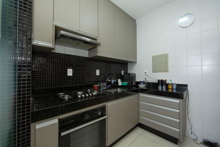 Apartamento à venda com 85m², 3 quartos e 2 vagasCOZINHA