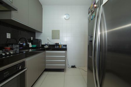 Apartamento à venda com 85m², 3 quartos e 2 vagasCOZINHA
