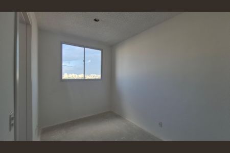 Sala de apartamento à venda com 2 quartos, 34m² em Santa Maria, Santo André