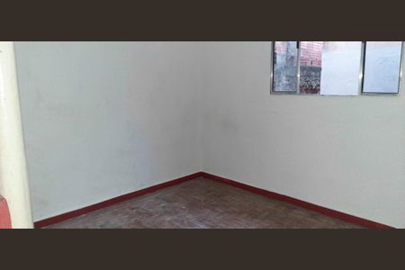 Sala de casa para alugar com 2 quartos, 50m² em Remédios, Osasco