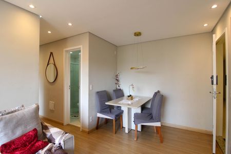 Sala de apartamento para alugar com 2 quartos, 57m² em Parque Assuncao, Taboão da Serra