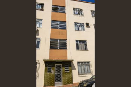 Apartamento para alugar com 68m², 2 quartos e 1 vaga Apartamento para alugar com 68m², 2 quartos e 1 vagaFachada
