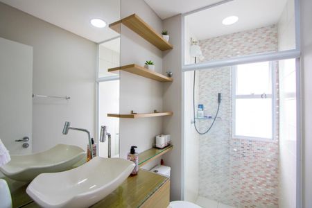 Apartamento para alugar com 55m², 2 quartos e 1 vagaBanheiro