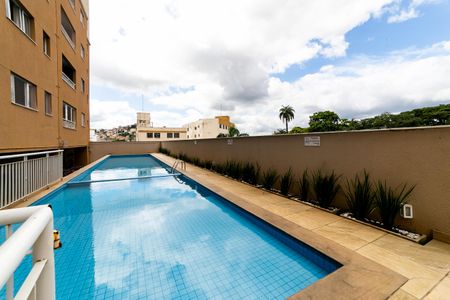 Apartamento à venda com 60m², 2 quartos e 2 vagasÁrea comum - Piscina