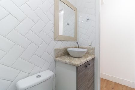 Apartamento para alugar com 49m², 2 quartos e 1 vaga Apartamento para alugar com 49m², 2 quartos e 1 vagaBanheiro