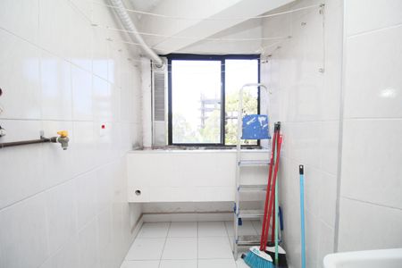 Apartamento para alugar com 65m², 3 quartos e 1 vagaÁrea de Serviço