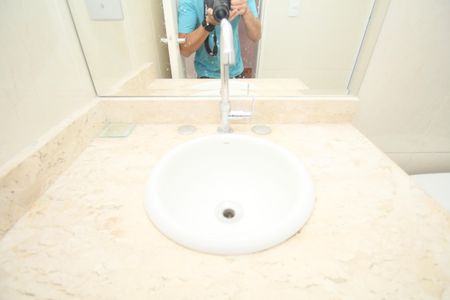 Apartamento para alugar com 65m², 3 quartos e 1 vagaBanheiro da Suíte - Torneira