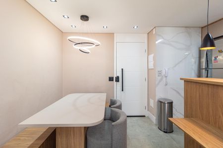 Sala de apartamento à venda com 2 quartos, 48m² em Centro, Osasco