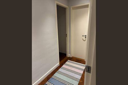 Corredor de apartamento à venda com 3 quartos, 100m² em Vila Monte Alegre, São Paulo