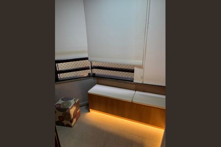 Apartamento à venda com 100m², 3 quartos e 2 vagasVaranda