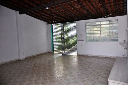 Casa à venda com 95m², 2 quartos e 1 vagaDetalhe - Varanda e Área de Serviço