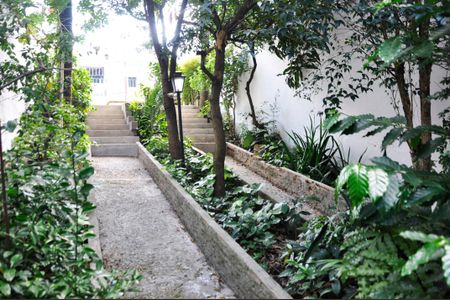 Casa à venda com 95m², 2 quartos e 1 vagaJardim