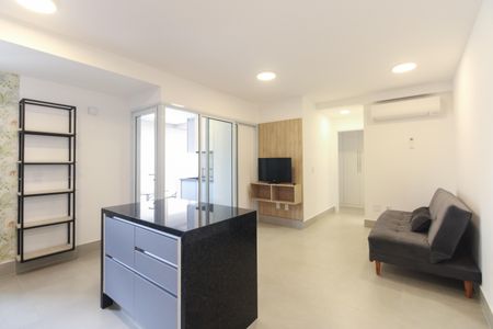 Sala  de apartamento para alugar com 1 quarto, 53m² em Vila Azevedo, São Paulo