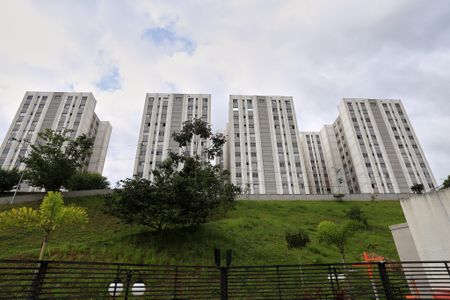 Apartamento para alugar com 55m², 2 quartos e 1 vaga Apartamento para alugar com 55m², 2 quartos e 1 vagaFachada