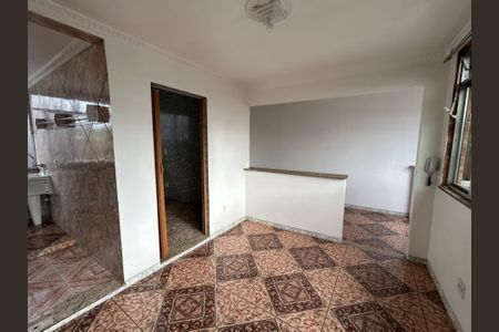 Sala de casa para alugar com 1 quarto, 70m² em Guadalupe, Rio de Janeiro