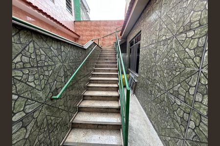 Casa para alugar com 70m², 1 quarto e sem vagaEscada