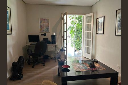 Casa à venda com 3 quartos, 380m² em Interlagos, São Paulo