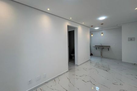 Sala de apartamento para alugar com 2 quartos, 42m² em Vila Água Funda, São Paulo