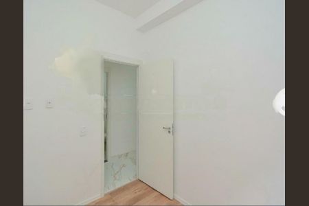 Apartamento à venda com 2 quartos, 37m² em Jurubatuba, São Paulo