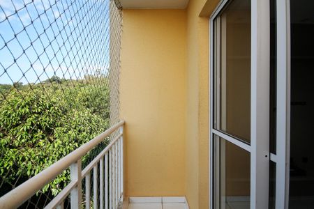 Varanda de apartamento para alugar com 2 quartos, 48m² em Roselândia, Cotia