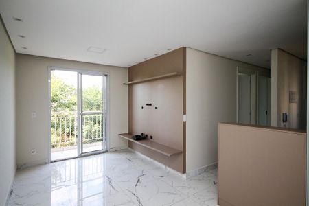Sala de apartamento para alugar com 2 quartos, 48m² em Roselândia, Cotia