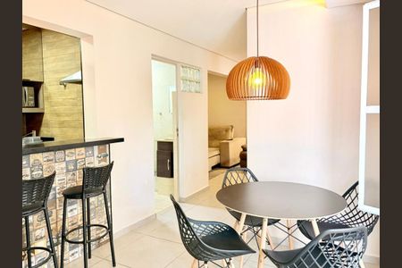 Casa à venda com 170m², 2 quartos e 2 vagas