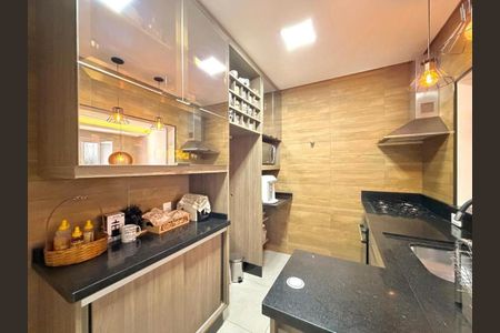 Casa à venda com 170m², 2 quartos e 2 vagas