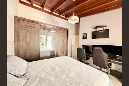 Casa à venda com 170m², 2 quartos e 2 vagas