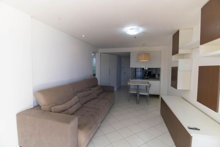 Sala de apartamento para alugar com 1 quarto, 68m² em Gragoatá, Niterói