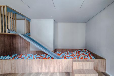 Apartamento para alugar com 36m², 2 quartos e sem vaga Apartamento para alugar com 36m², 2 quartos e sem vagaBrinquedoteca